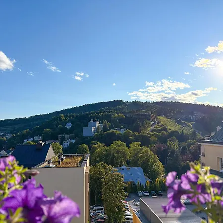 Cicha Z Duzym Balkonem- Miejsce Parkingowe W Garazu Appartement